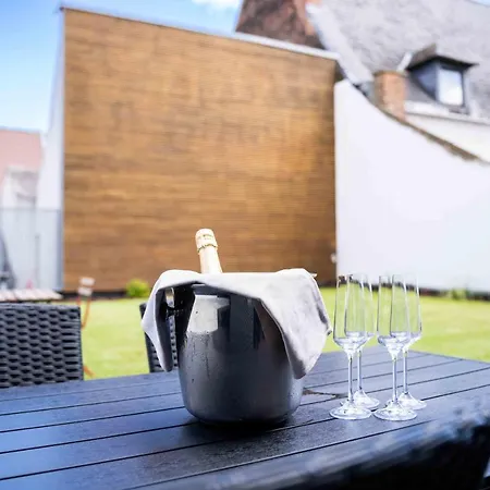 & Garden - Luxury Private Apart' Center Apartment