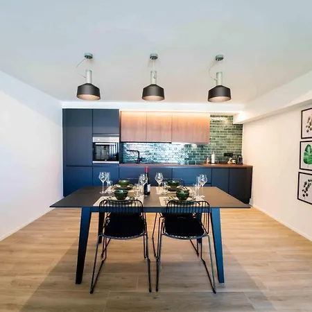& Garden - Luxury Private Apart' Center Apartment *