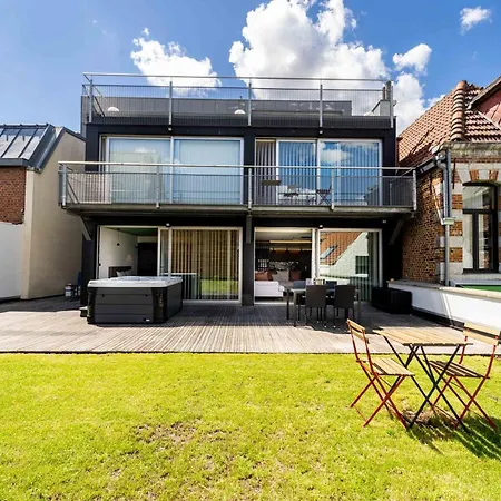 & Garden - Luxury Private Apart' Center Apartment