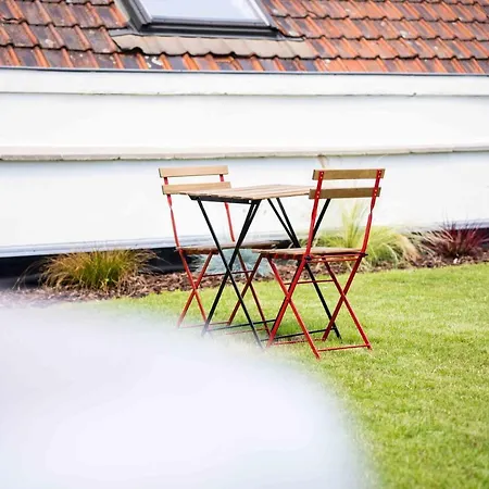 & Garden - Luxury Private Apart' Center *