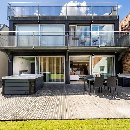 & Garden - Luxury Private Apart' Center *